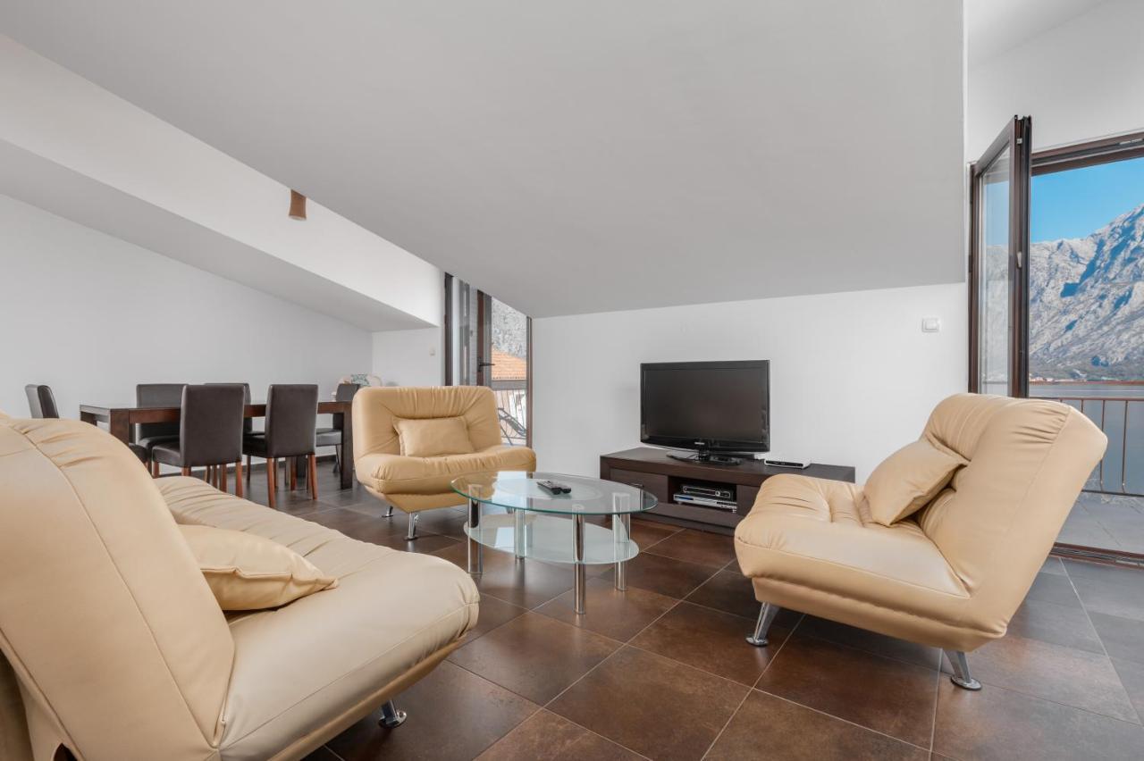 Apartments Pajovic Котор Екстер'єр фото